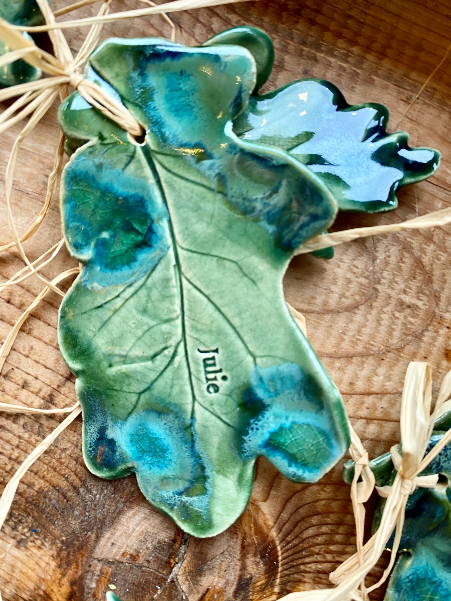 Double oak leaf sculpture for hanging on a wall, christmas tree or a personalised place setting.