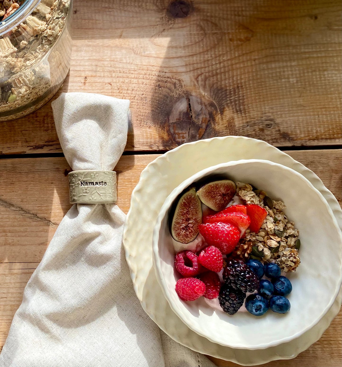 Hand-sculpted Dinner / Breakfast bowl - Satin Cream