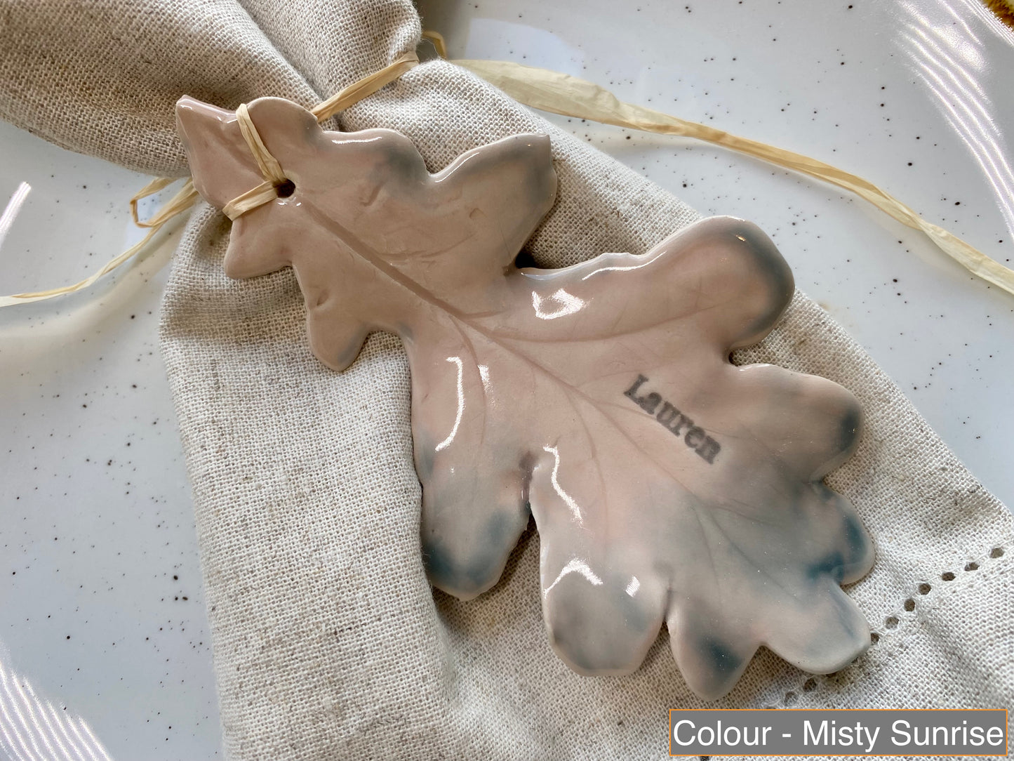 Oak leaf personalised place setting / wedding favour / dinner gift